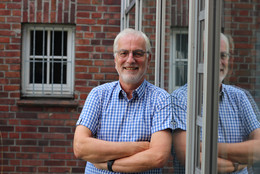 Porträt von Professor Johannes Weyer aus dem Jahr 2025